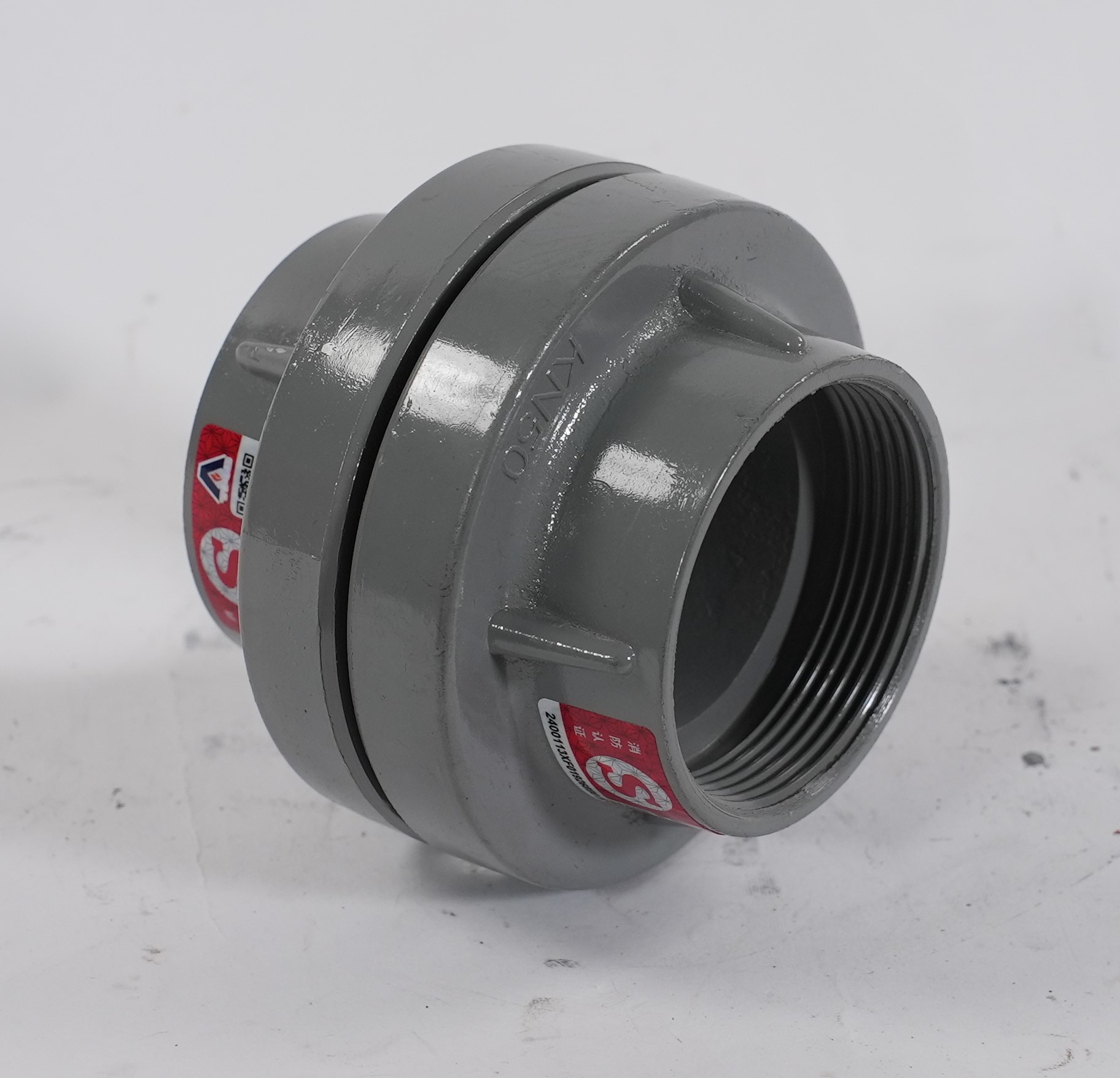  内扣式接口（内螺纹固定接口）